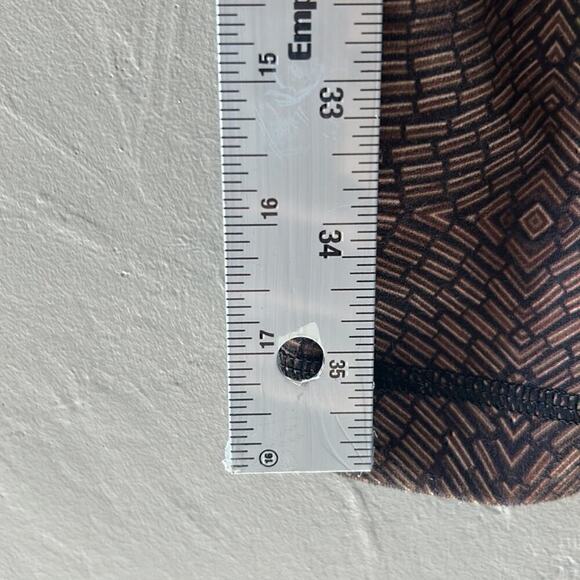 Lululemon Wunder Under Luon Leggings - Size 6 - Picture 9 of 13